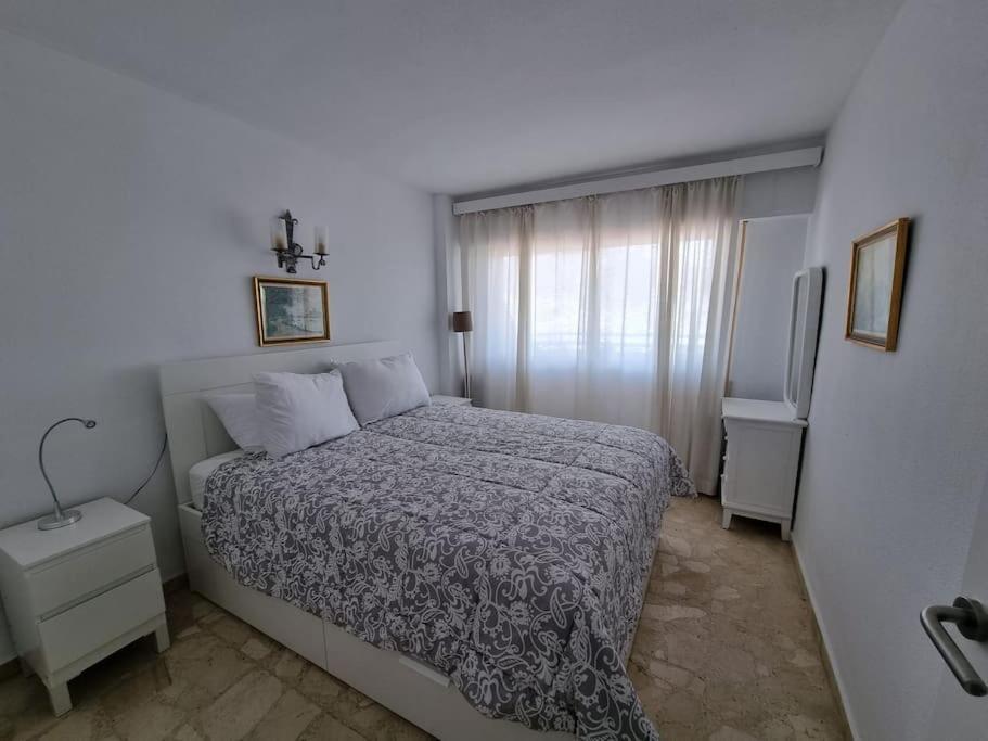 Apartamento En Playa De Los Boliches 丰希罗拉 外观 照片
